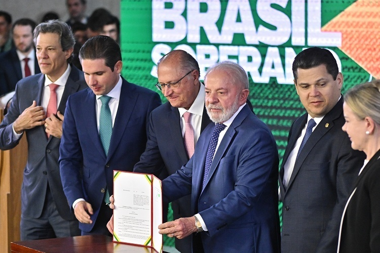 巴西推出“巴西主权计划”应对美国关税影响